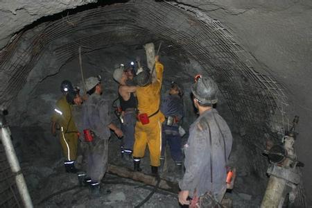 敦化工程爆破中的危险因素分析以及应对工程爆破危险的措施